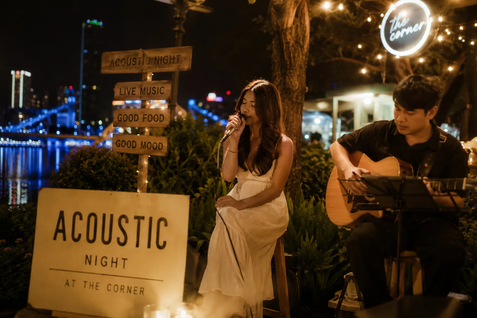 Acoustic Night at the Corner